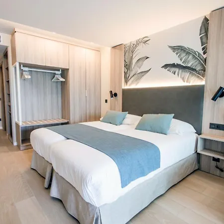Servatur Puerto Azul Отель 4*