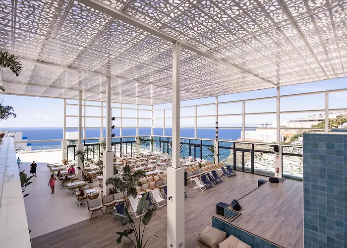 Servatur Puerto Azul Hotell