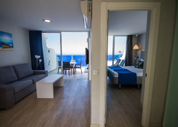 Servatur Puerto Azul Hotell 4*